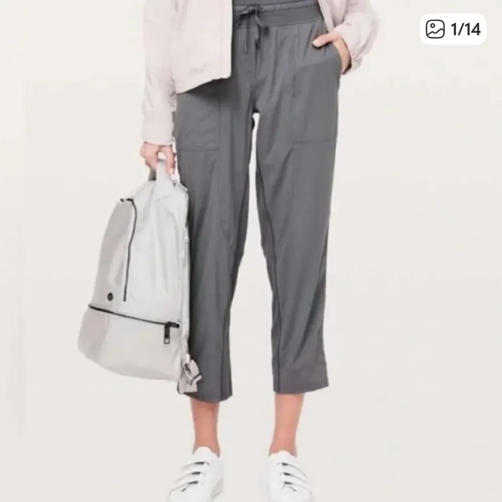 Lululemon Dance Studio Mid Rise Crop Pants Gray Womens 10